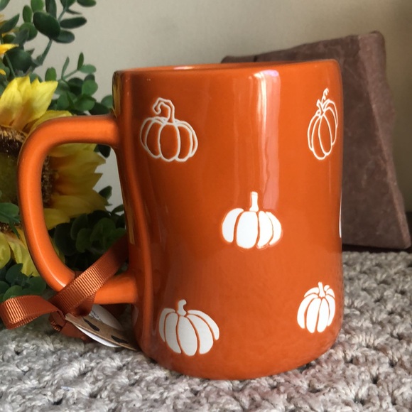 Rae Dunn HELLO PUMPKIN Coffee Mug - Picture 5 of 6